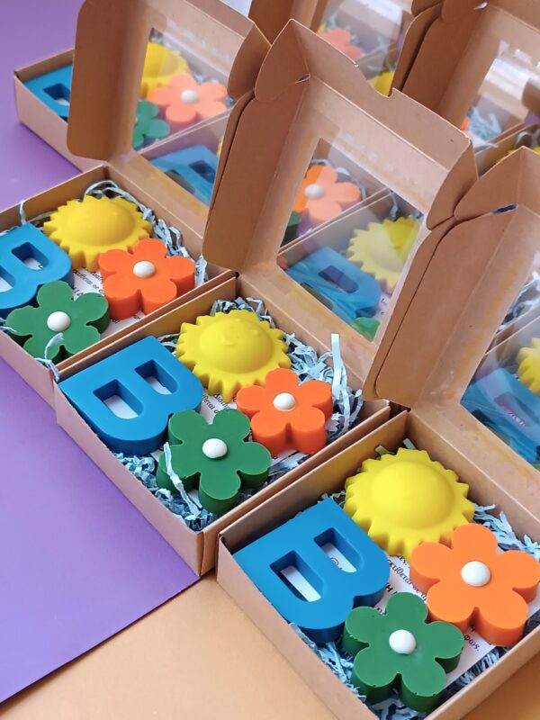Kid's Baptism Favor "Daisies & Letter" Theme - Image 3