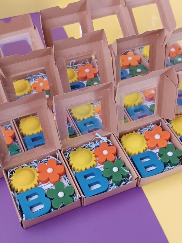 Kid's Baptism Favor "Daisies & Letter" Theme - Image 2