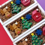 XL Crayon Gift Set "It's Christmas Time" edition